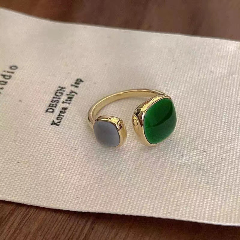 Elegant Fashion-forward Ring Design For Women