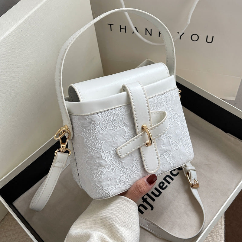 Spring And Summer New Fashion Single Shoulder French Messenger Bag